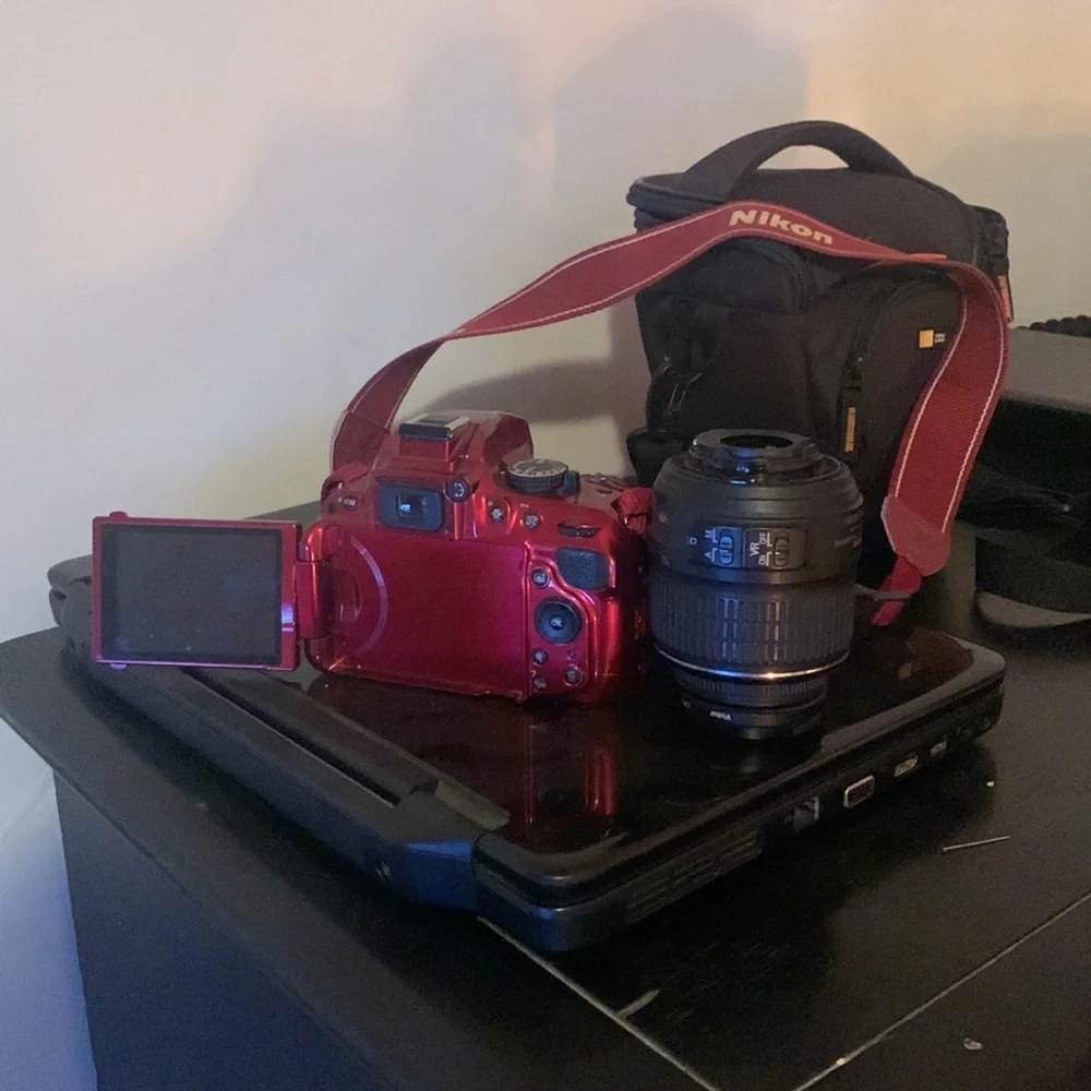 Digital camera / video